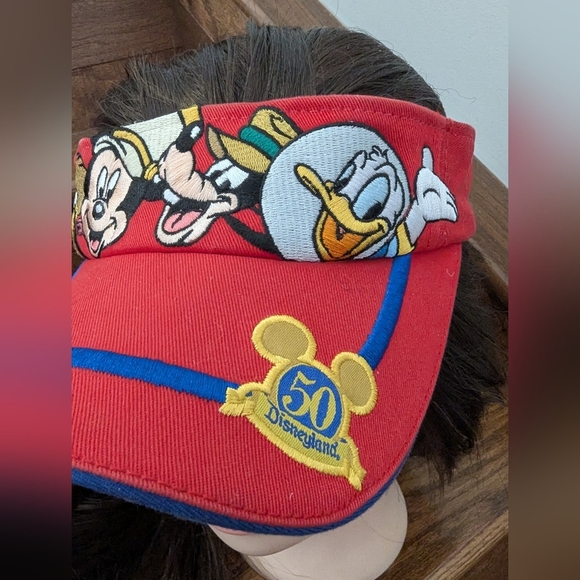 Walt Disney World Disney Resort Visor Hat Adjustable Mickey Donald Goofy - Picture 8 of 9